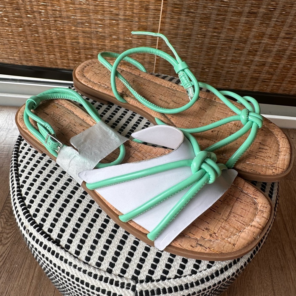 Nine West Mint Green Strappy Sandals 7